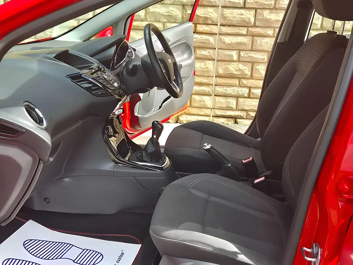 Used 2016 Ford Fiesta Zetec Red - Interior and Exterior details 18
