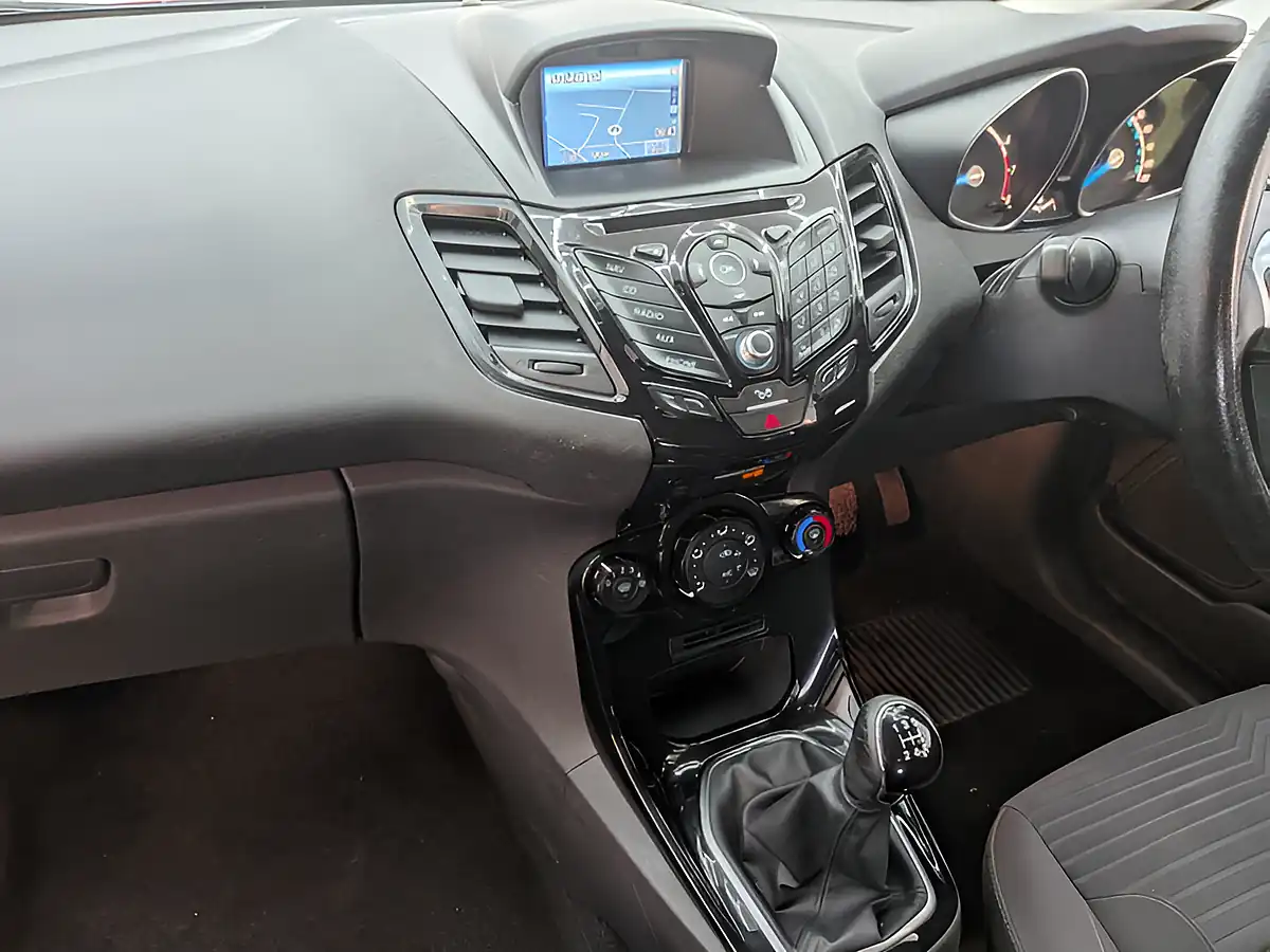 Used 2016 Ford Fiesta Zetec Red - Interior and Exterior details 17