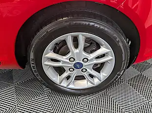 Used 2016 Ford Fiesta Zetec Red - Interior and Exterior details 18
