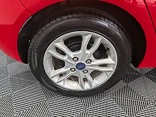 Used 2016 Ford Fiesta Zetec Red - Interior and Exterior details 19