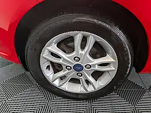 Used 2016 Ford Fiesta Zetec Red - Interior and Exterior details 20