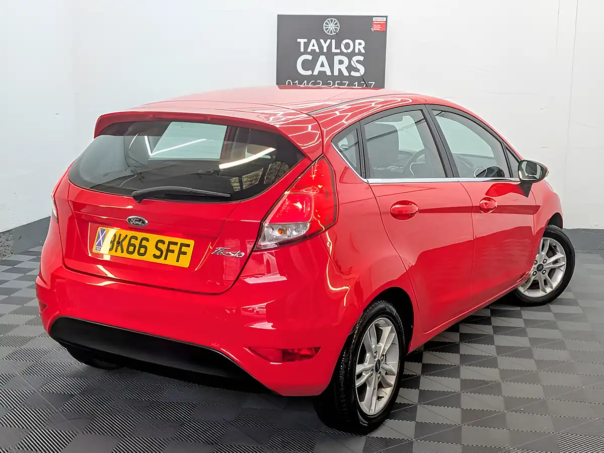 Used 2016 Ford Fiesta Zetec Red - Interior and Exterior details 5