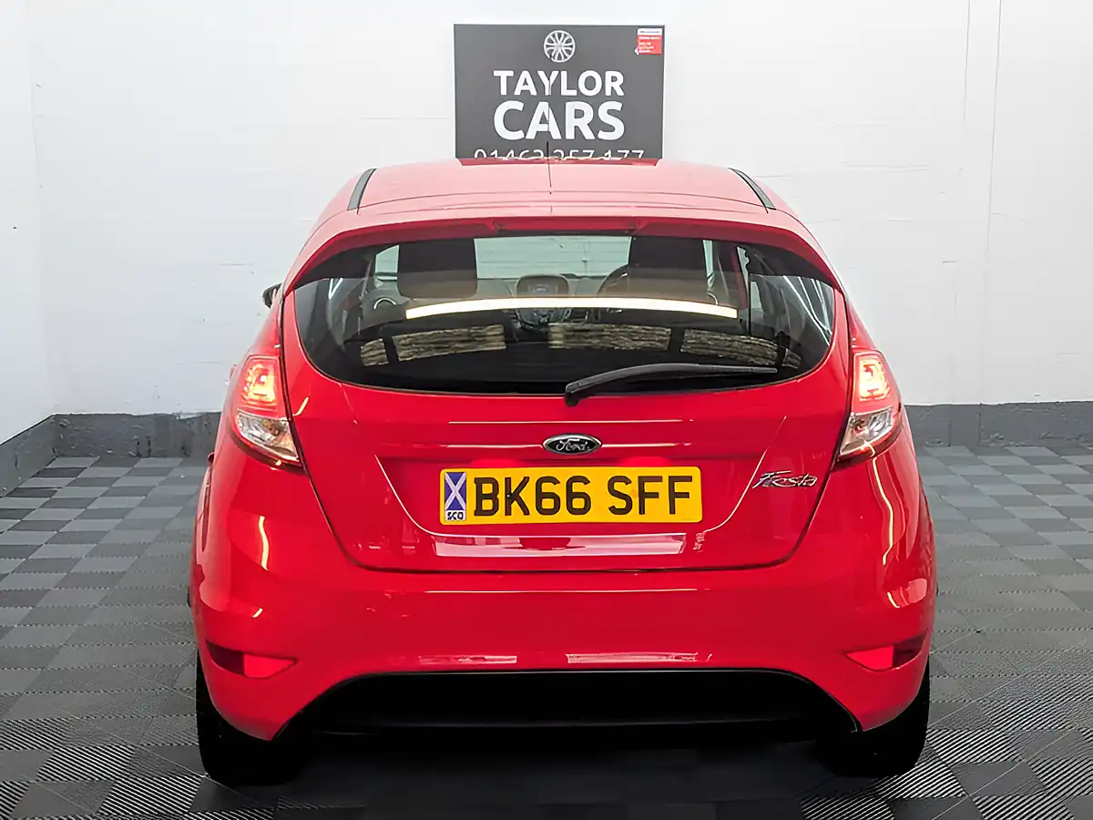 Used 2016 Ford Fiesta Zetec Red - Interior and Exterior details 6