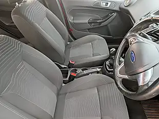Used 2016 Ford Fiesta Zetec Red - Interior and Exterior details 9