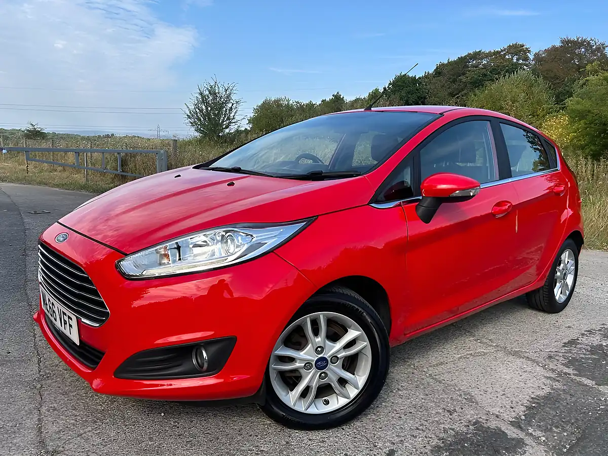 Used 2016 Ford Fiesta Zetec Red - Interior and Exterior details 4