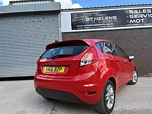 Used 2016 Ford Fiesta Zetec Red - Interior and Exterior details 10