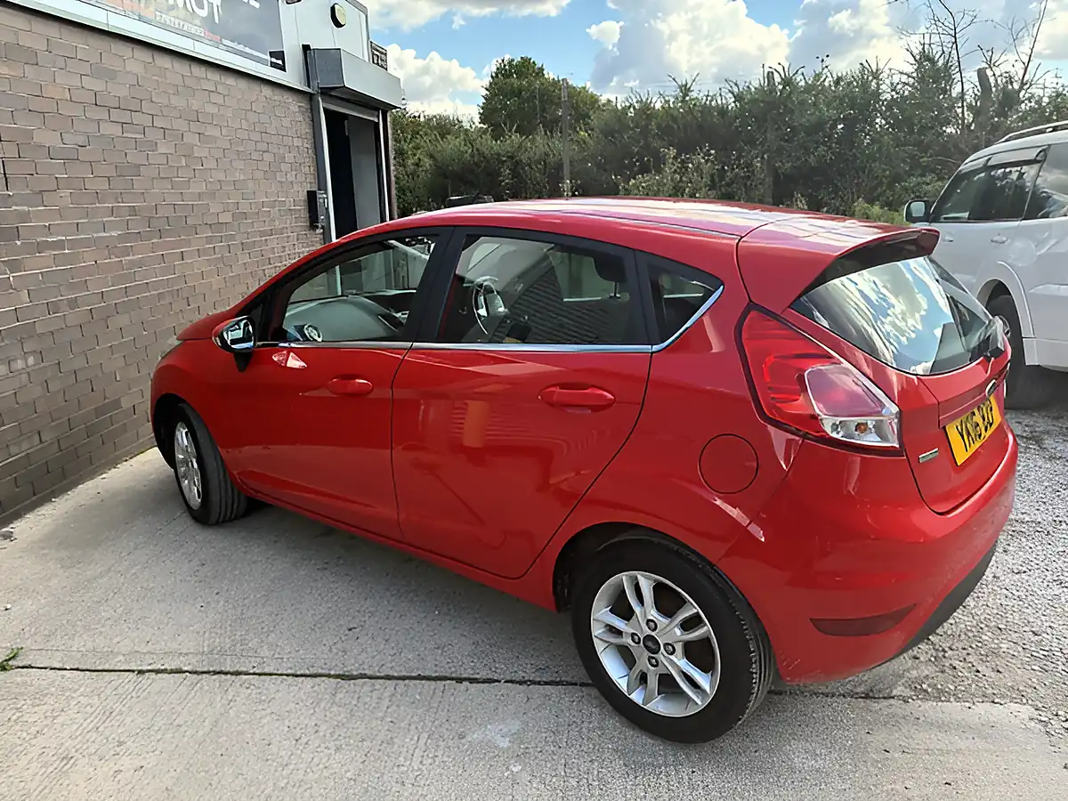 Used 2016 Ford Fiesta Zetec Red - Interior and Exterior details 12
