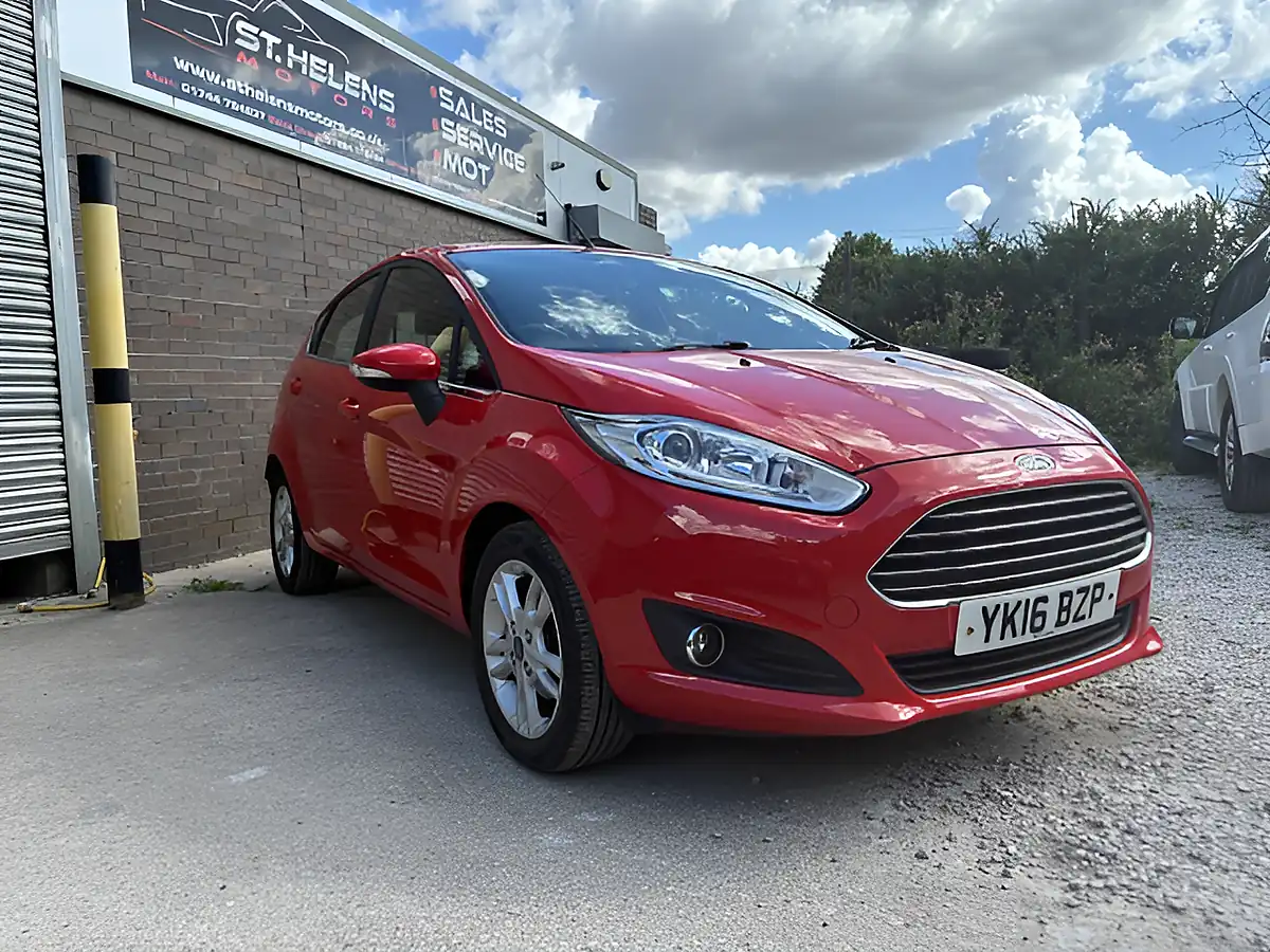Used 2016 Ford Fiesta Zetec Red - Interior and Exterior details 2