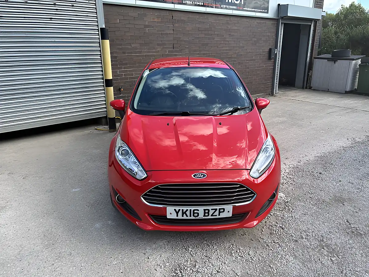 Used 2016 Ford Fiesta Zetec Red - Interior and Exterior details 4