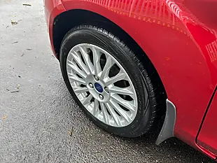 Used 2016 Ford Fiesta Zetec Red - Interior and Exterior details 10