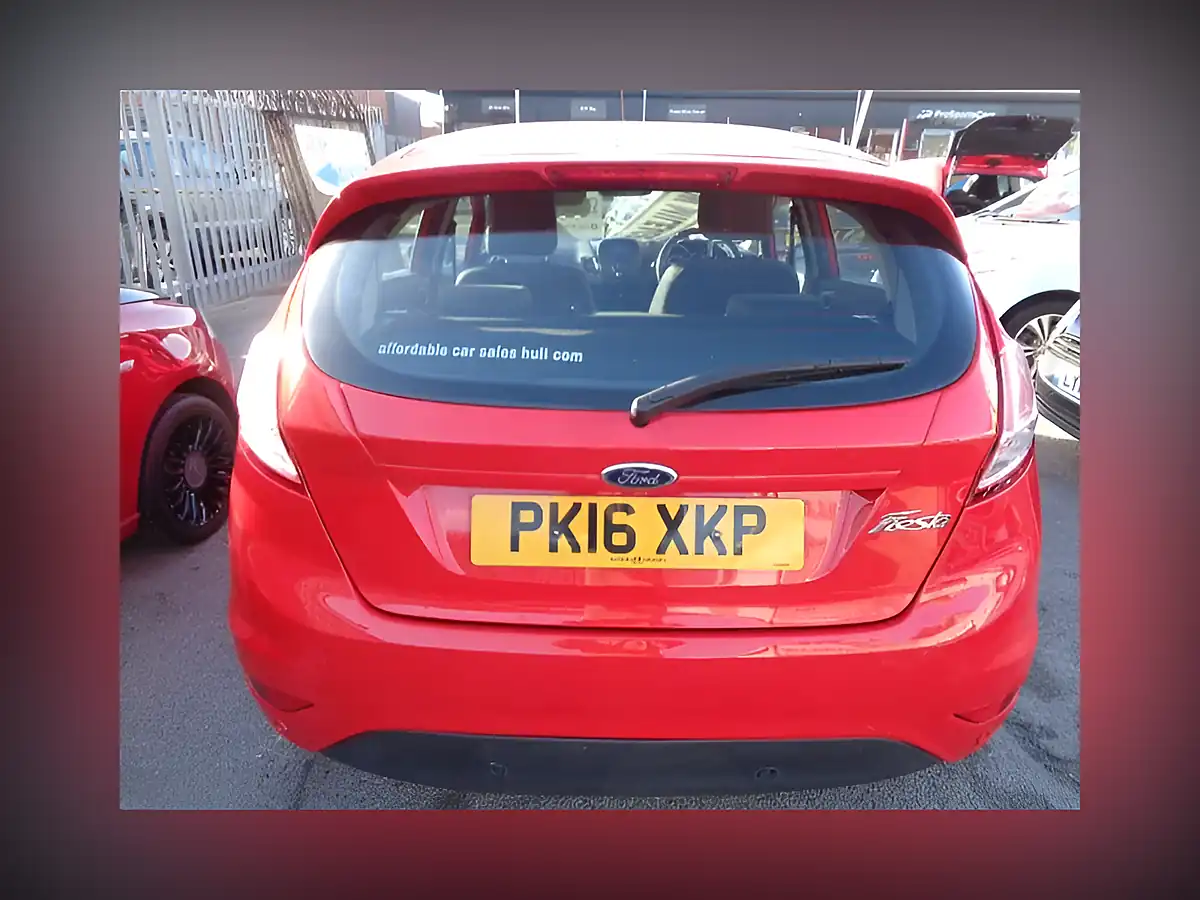Used 2016 Ford Fiesta Zetec Red - Interior and Exterior details 16