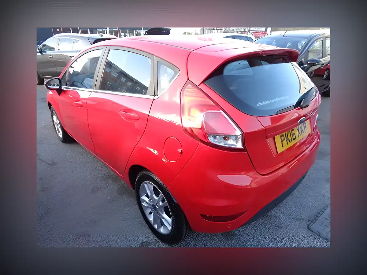 Used 2016 Ford Fiesta Zetec Red - Interior and Exterior details 3