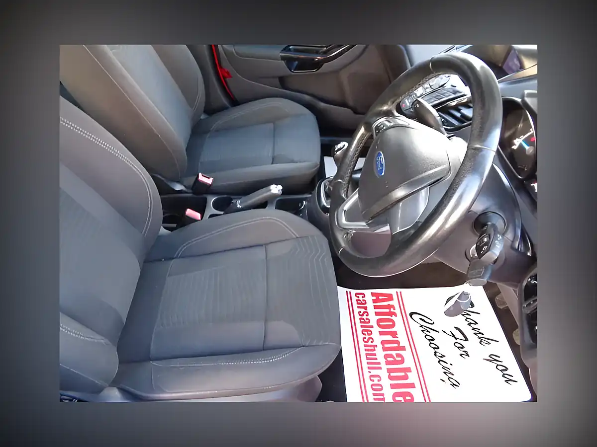 Used 2016 Ford Fiesta Zetec Red - Interior and Exterior details 5