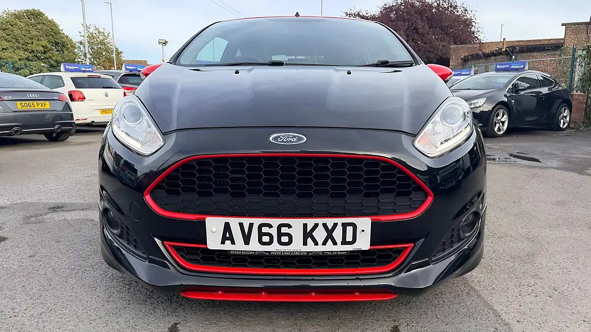 Used 2016 Ford Fiesta Zetec S Black - Interior and Exterior details 17