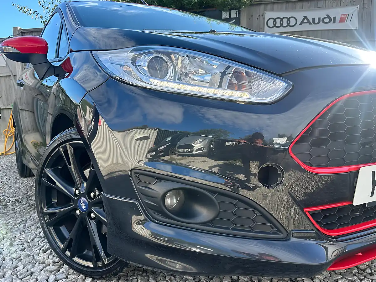Used 2016 Ford Fiesta Zetec S Black - Interior and Exterior details 14