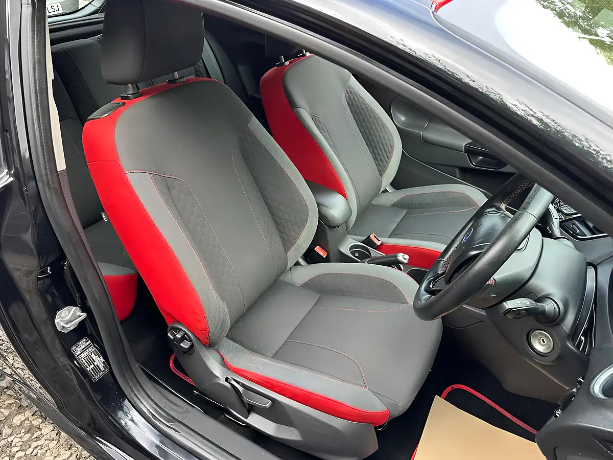 Used 2016 Ford Fiesta Zetec S Black - Interior and Exterior details 3
