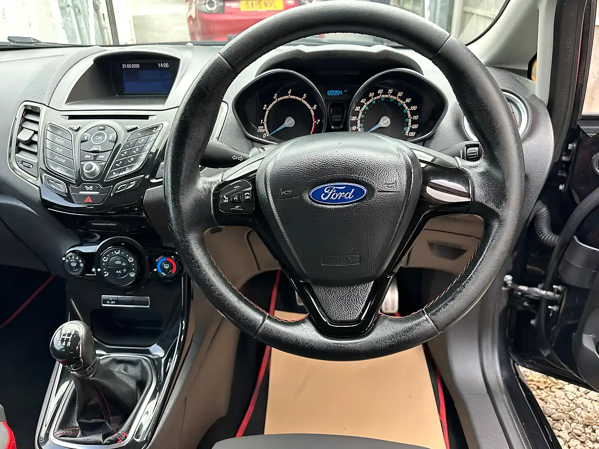 Used 2016 Ford Fiesta Zetec S Black - Interior and Exterior details 4