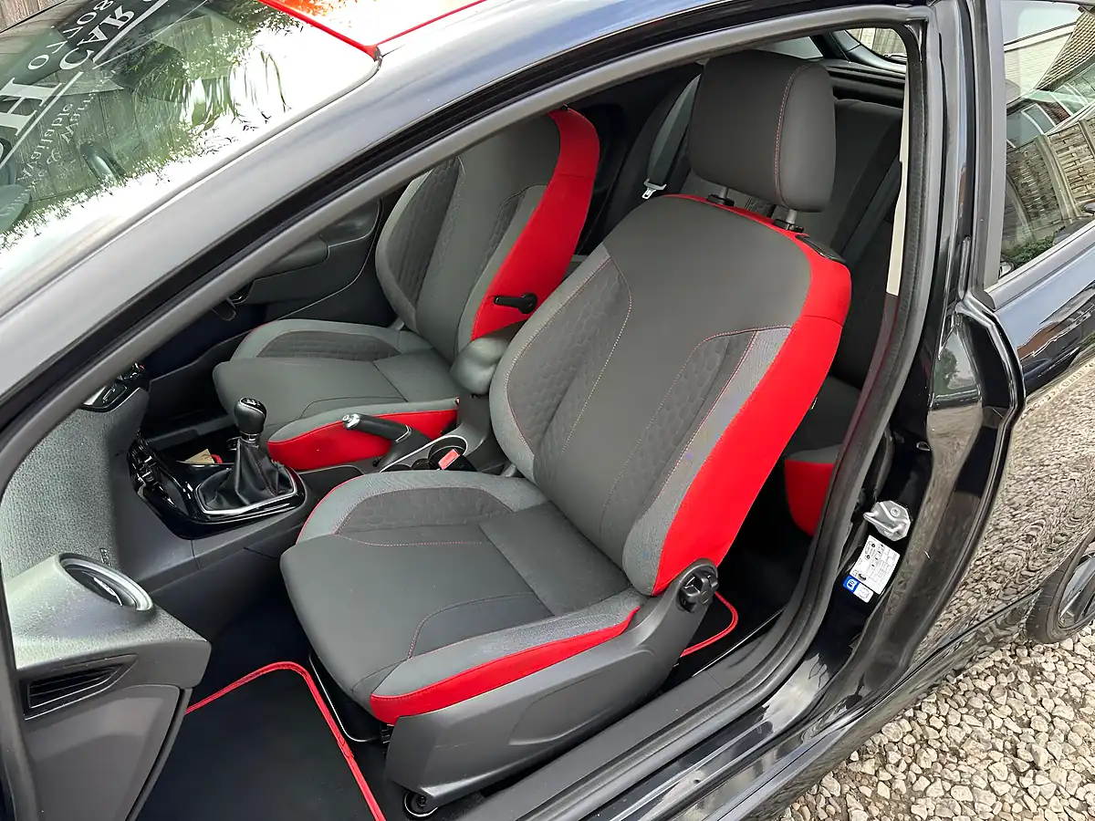 Used 2016 Ford Fiesta Zetec S Black - Interior and Exterior details 5