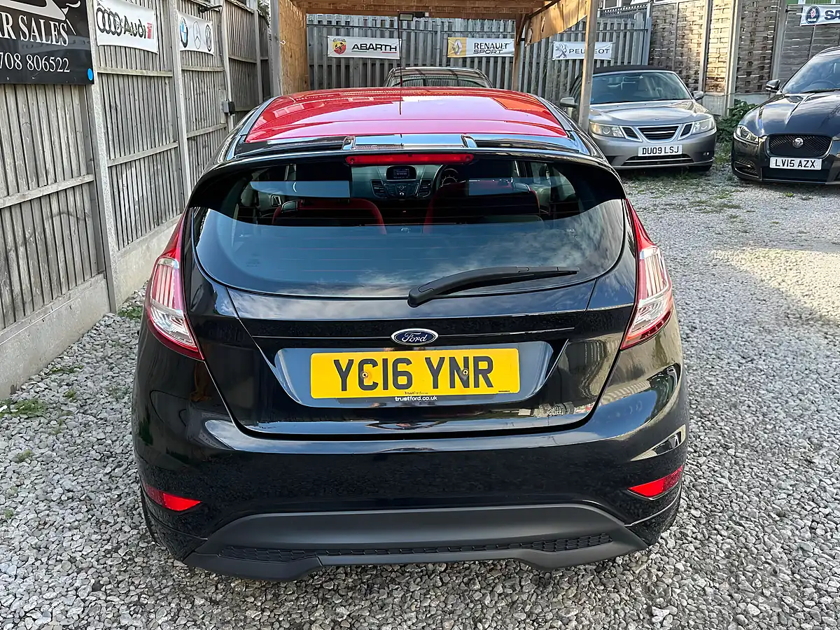 Used 2016 Ford Fiesta Zetec S Black - Interior and Exterior details 7