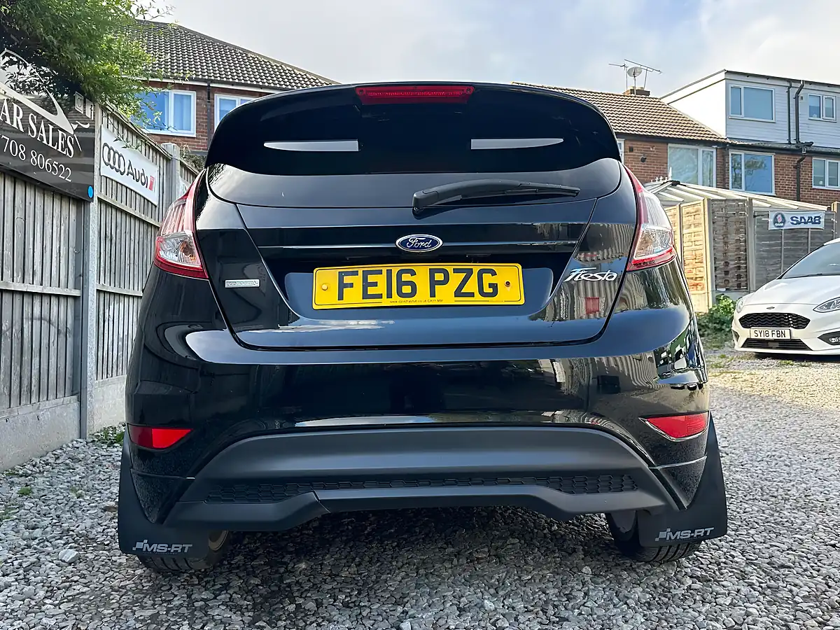 Used 2016 Ford Fiesta Zetec S Black - Interior and Exterior details 12