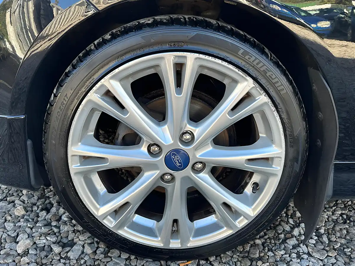 Used 2016 Ford Fiesta Zetec S Black - Interior and Exterior details 19