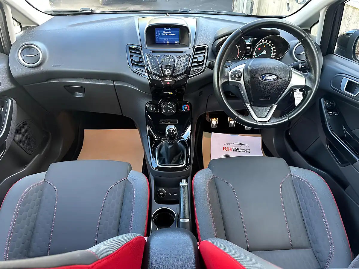Used 2016 Ford Fiesta Zetec S Black - Interior and Exterior details 4