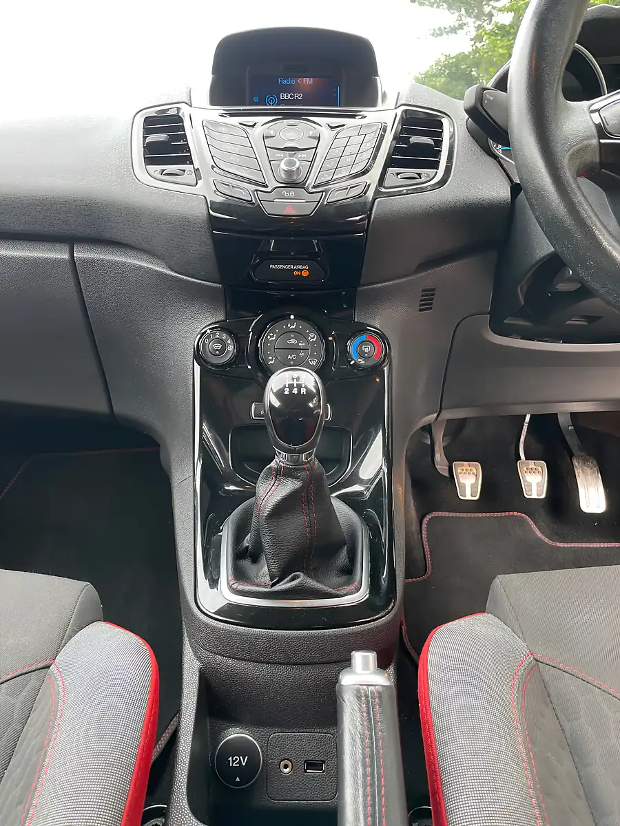 Used 2016 Ford Fiesta Zetec S Red - Interior and Exterior details 15