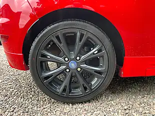 Used 2016 Ford Fiesta Zetec S Red - Interior and Exterior details 19