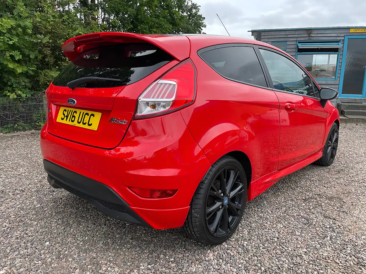 Used 2016 Ford Fiesta Zetec S Red - Interior and Exterior details 3