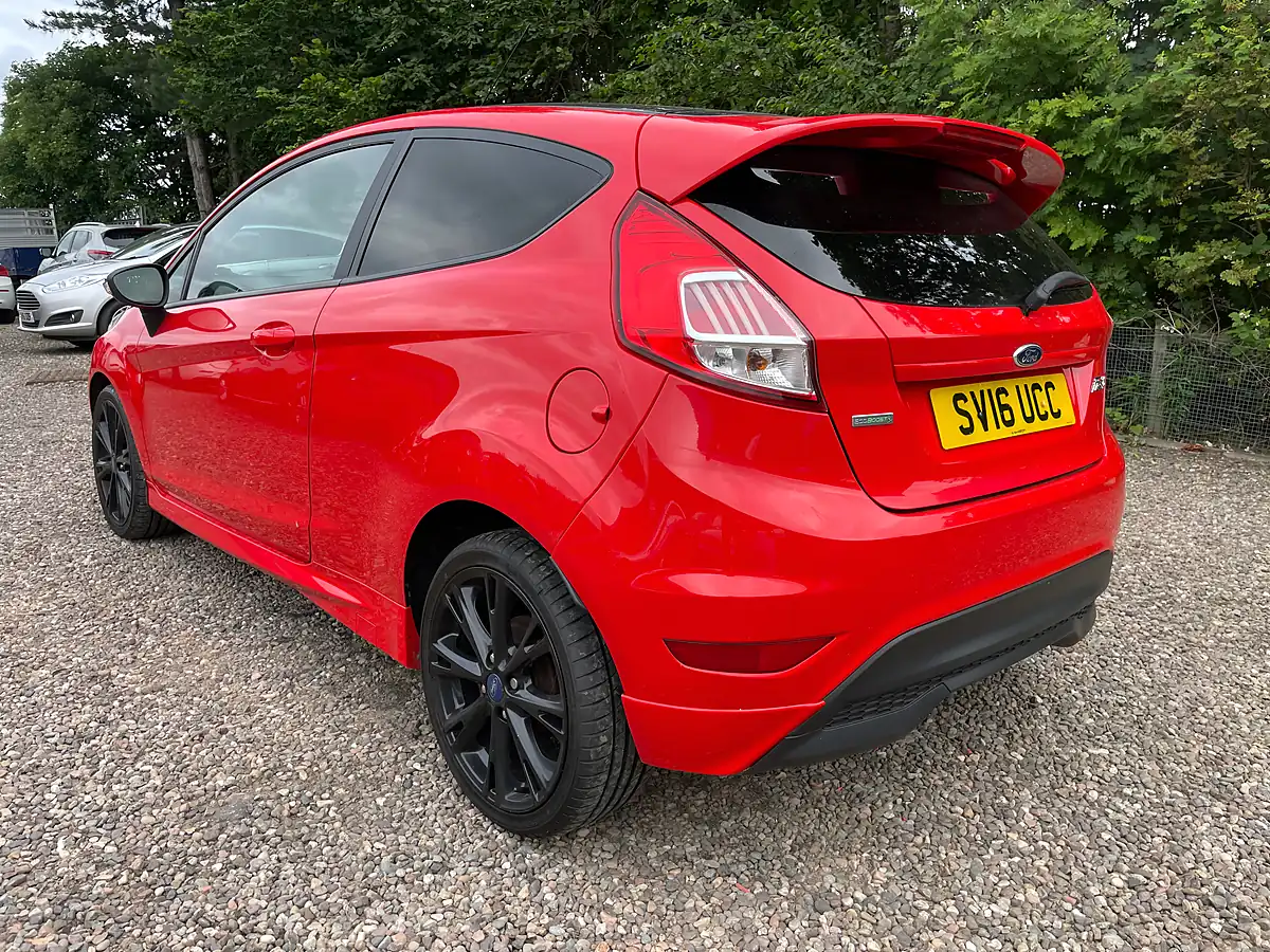 Used 2016 Ford Fiesta Zetec S Red - Interior and Exterior details 4