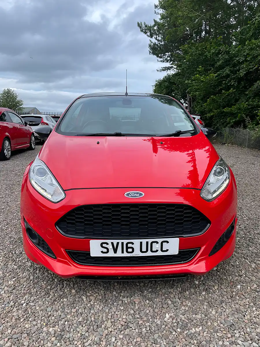 Used 2016 Ford Fiesta Zetec S Red - Interior and Exterior details 9