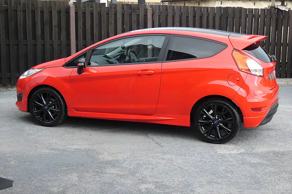 Used 2016 Ford Fiesta Zetec S Red - Interior and Exterior details 5
