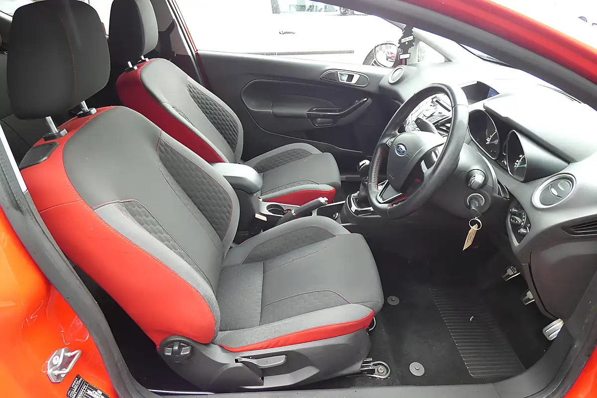 Used 2016 Ford Fiesta Zetec S Red - Interior and Exterior details 7