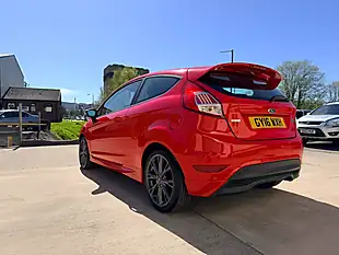 Used 2016 Ford Fiesta Zetec S Red - Interior and Exterior details 6