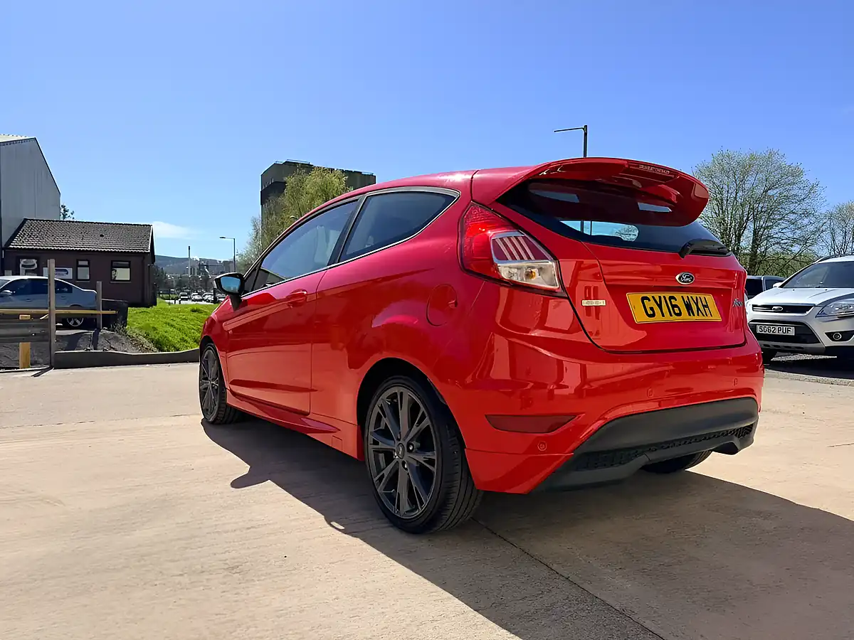 Used 2016 Ford Fiesta Zetec S Red - Interior and Exterior details 6