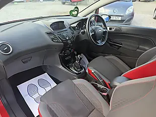 Used 2016 Ford Fiesta Zetec S Red - Interior and Exterior details 11