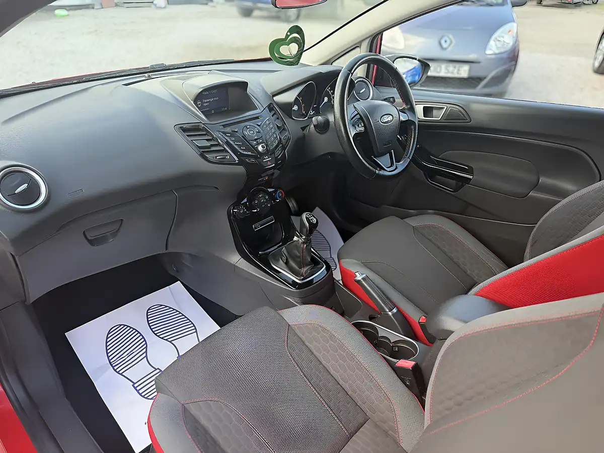 Used 2016 Ford Fiesta Zetec S Red - Interior and Exterior details 11