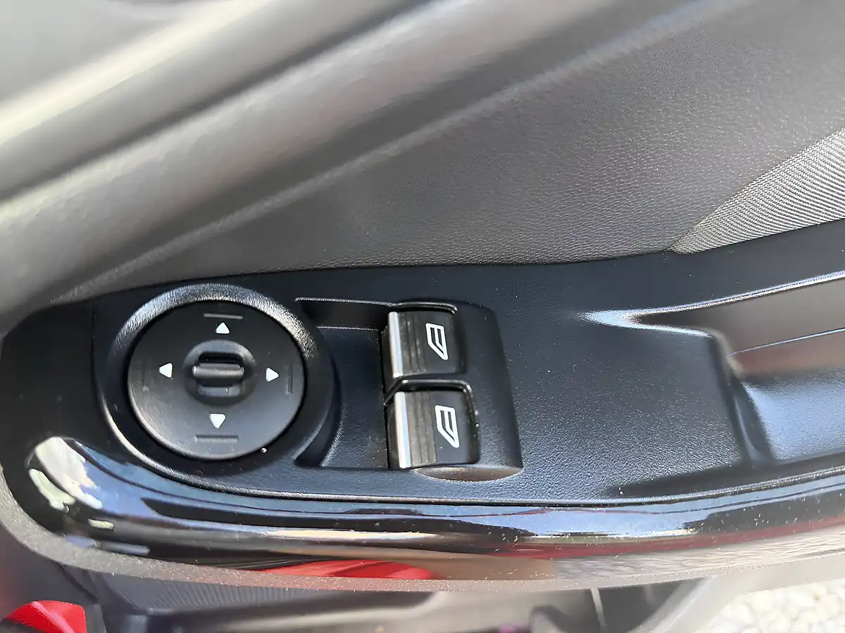 Used 2016 Ford Fiesta Zetec S Red - Interior and Exterior details 14