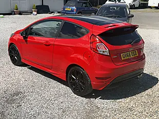 Used 2016 Ford Fiesta Zetec S Red - Interior and Exterior details 5
