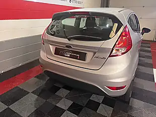 Used 2016 Ford Fiesta Zetec Silver - Interior and Exterior details 11