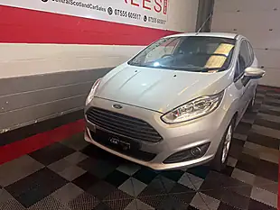 Used 2016 Ford Fiesta Zetec Silver - Interior and Exterior details 7