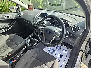 Used 2016 Ford Fiesta Zetec Silver - Interior and Exterior details 17