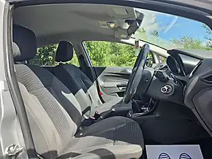 Used 2016 Ford Fiesta Zetec Silver - Interior and Exterior details 18