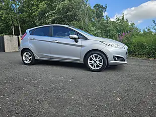Used 2016 Ford Fiesta Zetec Silver - Interior and Exterior details 4