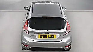 Used 2016 Ford Fiesta Zetec Silver - Interior and Exterior details 14