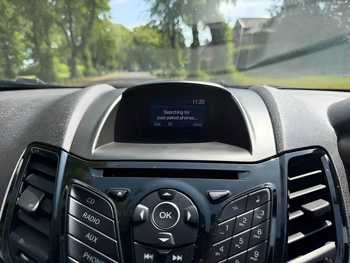 Used 2016 Ford Fiesta Zetec Silver - Interior and Exterior details 18
