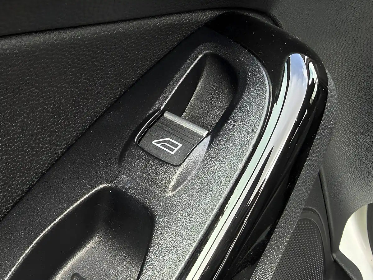 Used 2016 Ford Fiesta Zetec Silver - Interior and Exterior details 19