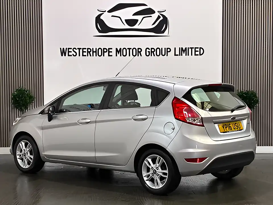 Used 2016 Ford Fiesta Zetec Silver - Interior and Exterior details 2