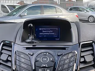 Used 2016 Ford Fiesta Zetec Silver - Interior and Exterior details 18