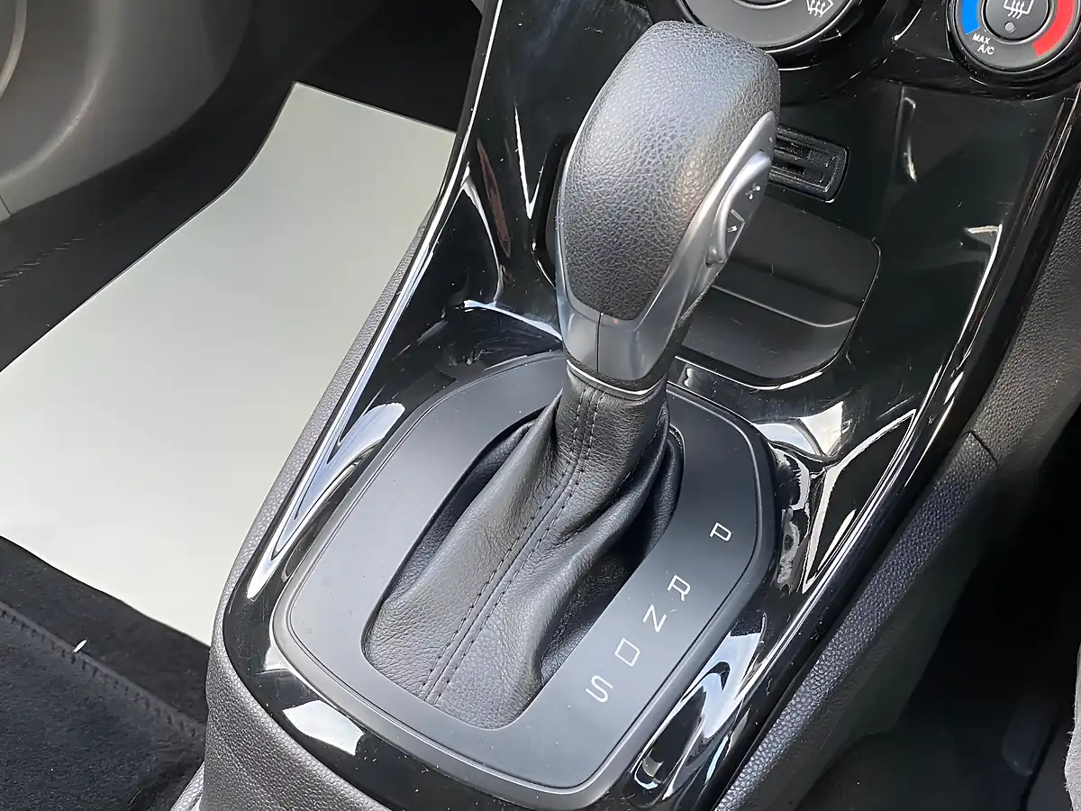 Used 2016 Ford Fiesta Zetec Silver - Interior and Exterior details 20